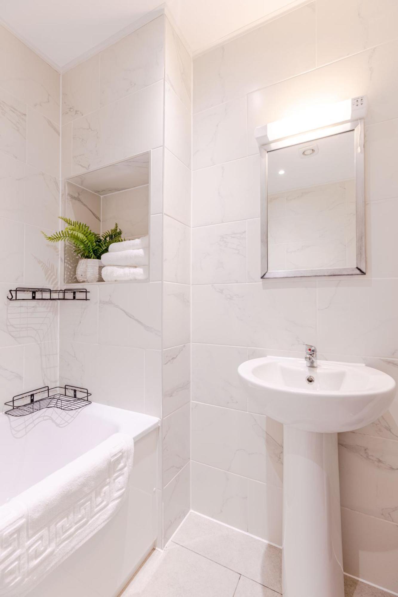 Boutique Vertigo Apartment Central Kingston/London Kingston upon Thames  Eksteriør bilde